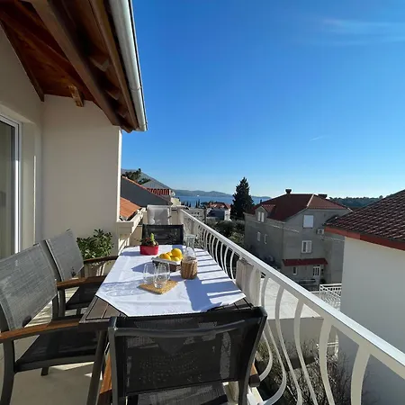 Appartement Zvono *